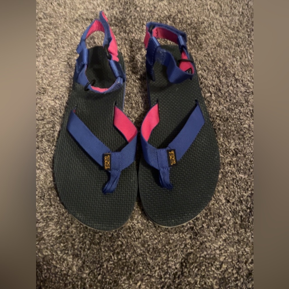Teva Women's Navy and Fuchsia Sandals